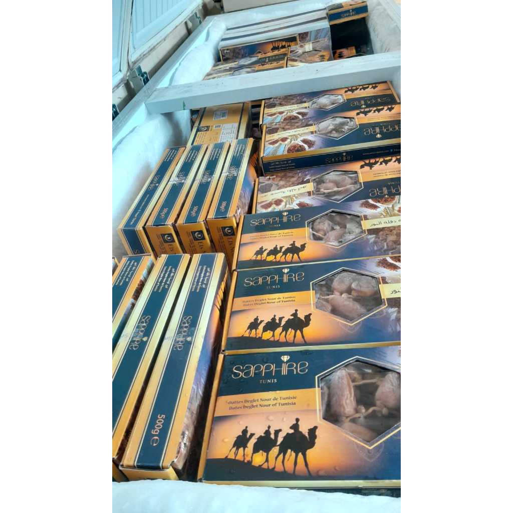 

Kurma Tunis Tangkai 500gr