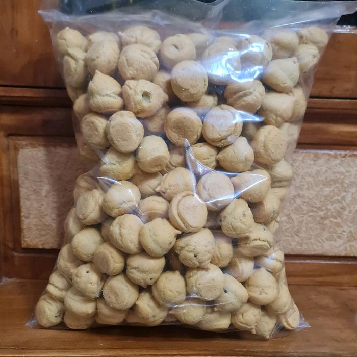

KUE SOES VALEO ISI COKELAT KEMASAN 1000 GRAM Cemilan Manis
