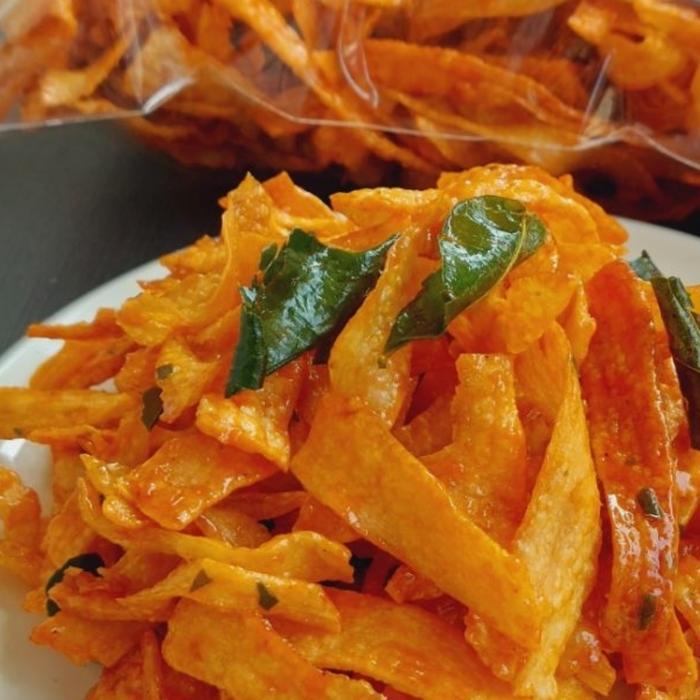 

2 Pcs Keripik Singkong Kriting Balado Rujak 450gr Bawang Cemilan Crispy Pedas