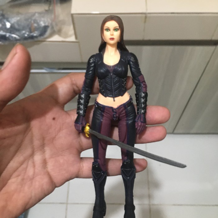 

Dc direct thalia al'ghul Kode 1163