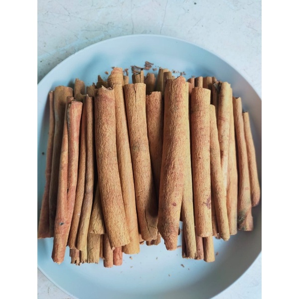 

HJE kayu manis / cinnamon stick Premium Quality 50 gram dan 100 gram utuh