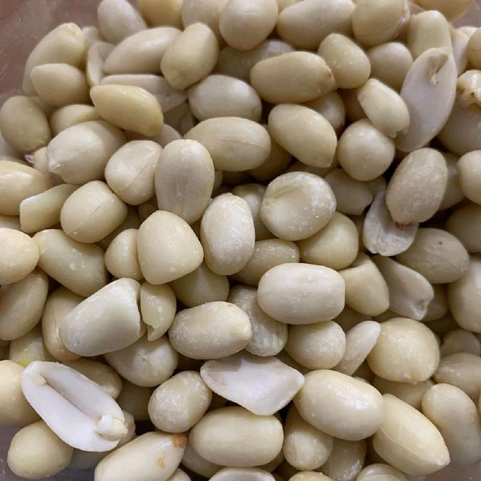 

Kacang Tanah Kupas Mentah Berat 1 kg Kacang Su'uk