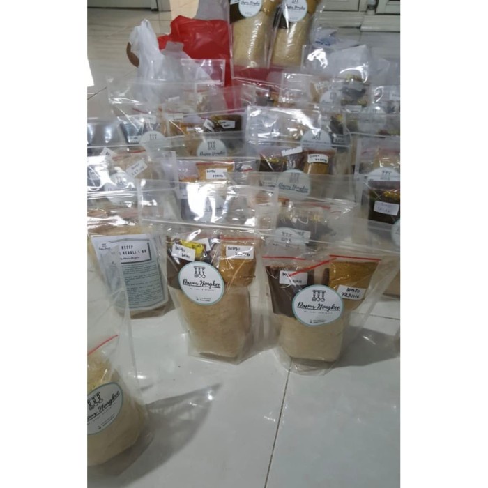 

HJK BERAS BASMATI DAN BUMBU NASI KEBULI / PAKET BASMATI 1 KG PLUS BUMBU
