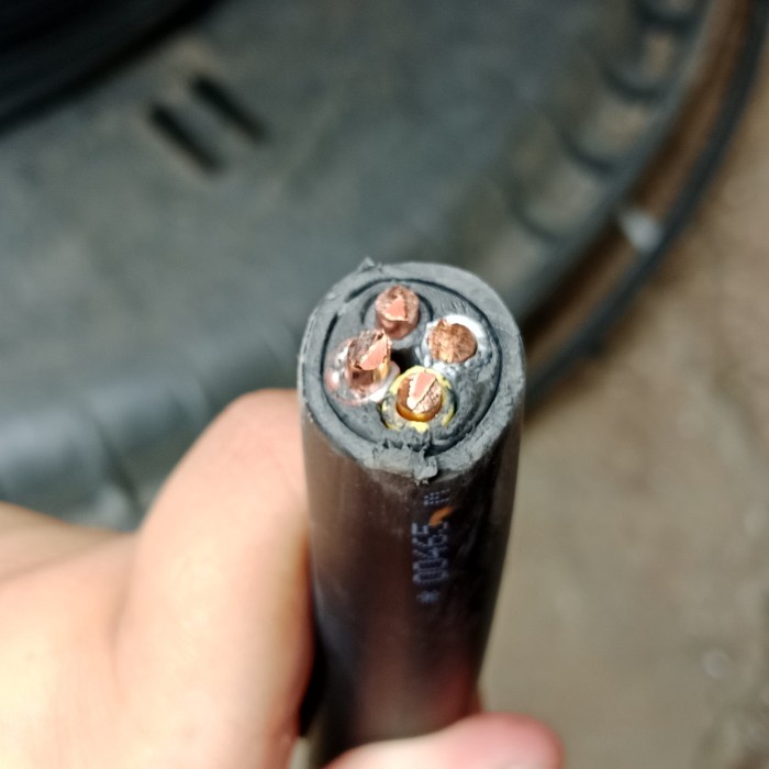 KABEL SUPREME NYY 4X10MM KAWAT