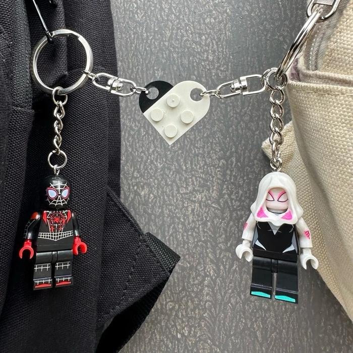 KOMPLIT COD Couple Keychain Minifigure Shark/Gantungan Kunci Couple/Gantungan Kunci Couple Karakter