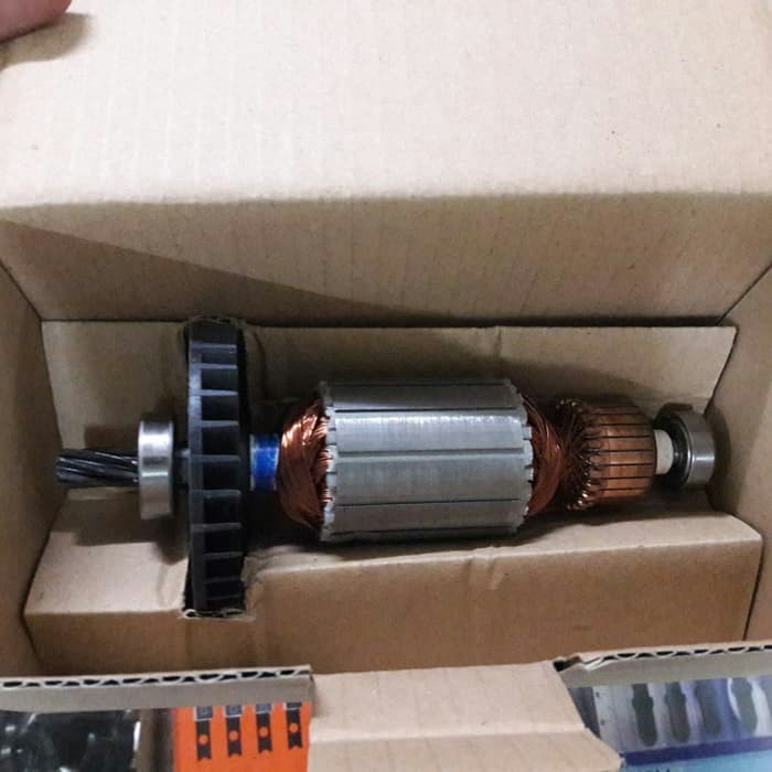Armature Maktec MT583. Turbo