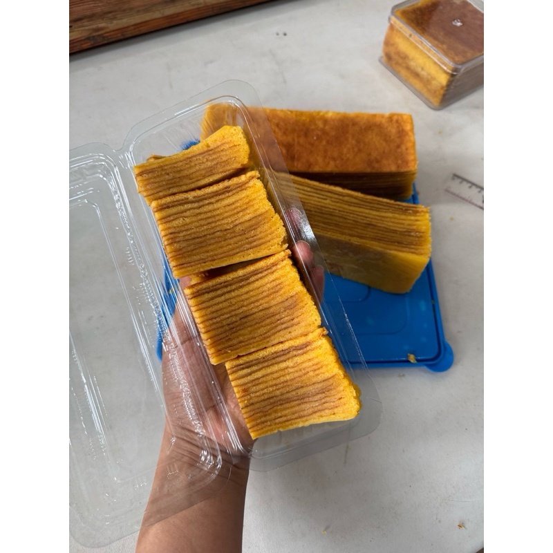 

Cemilan Lapis Legit Susu 200 Gram