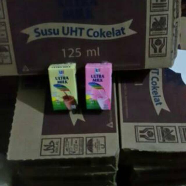 

ULTRA MILK 125 ML khusus gojek