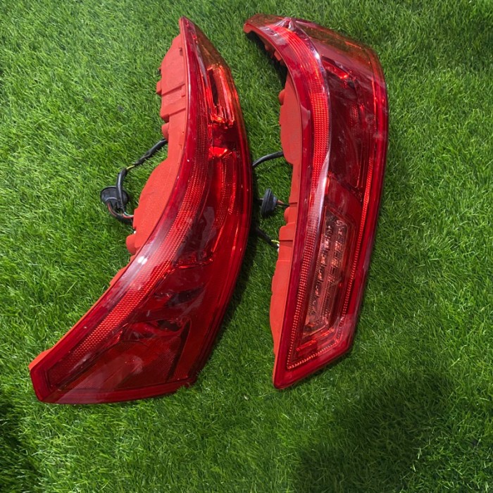 Stoplamp Wuling Almaz Original