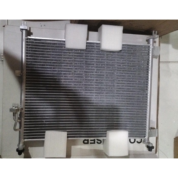 Condensor Kondensor Ac Mobil Nissan March