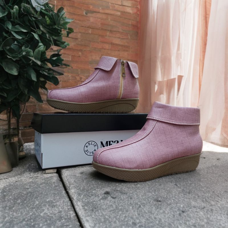 hot product sepatu boots wanita // sepatu boots korea style // sepatu cewe // sepatu boots wanita