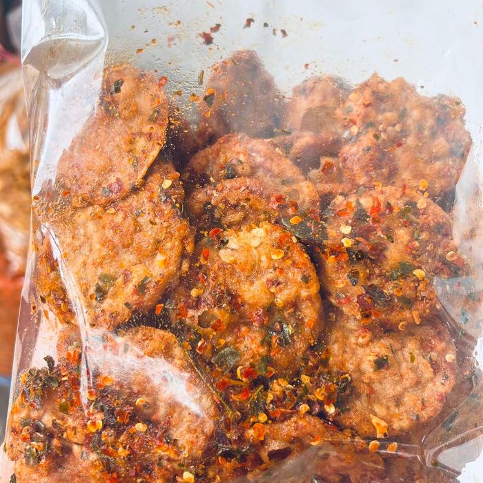 

500 Gram Tempe Crispy Pedas Daun Jeruk Food Snacks Kripik Camilan Keripik Cemilan