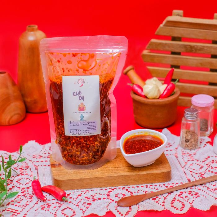 

Minyak Cabai Halal 500gram KIRAMI CHILI OIL Pedas Sambal Saus Instan Ramen