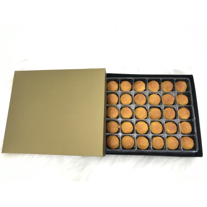 

dus kue kering Nastar Gold