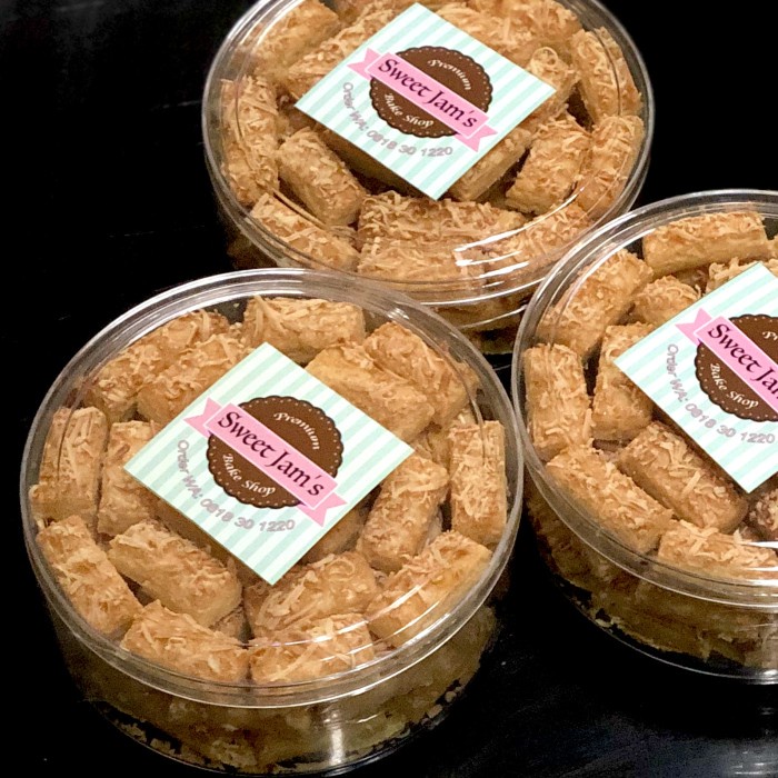 

Kue Kering Keju Kastengel / Kastengel Wijsman