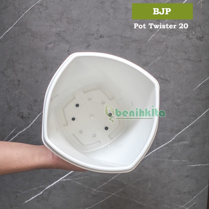 Pot Tanaman-Bunga Twister 20 Putih (Bjp)