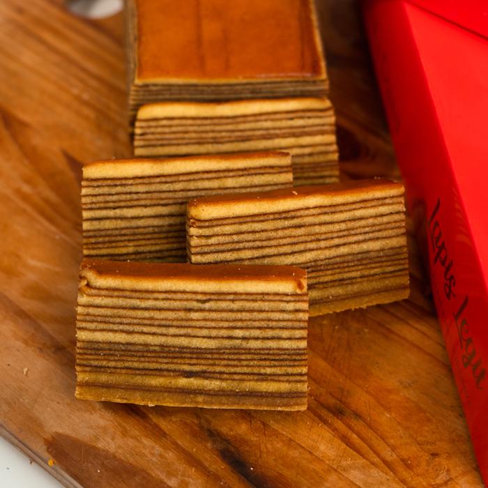 

Wisata Rasa - Lapis Legit - Oleh-Oleh Khas Surabaya, Kue, Camilan, Tanpa Pengawet Produk Unggulan
