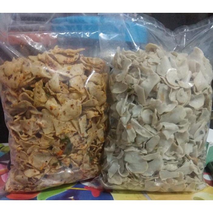 

Keripik Basreng Tipis/Baso Goreng Asin Pedas dan Gurih Daun Jeruk Isi 500gram by Abay - Snacks, Food