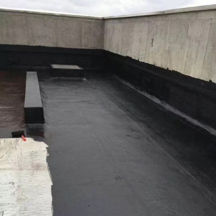 CAT ANTI BOCOR PELAPIS BITUMEN BLACK ANTI BOCOR ATAP 5 kg