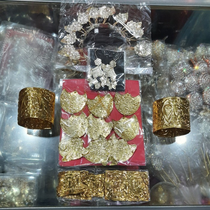 Perhiasan baju adat bugis, set perhiasan baju makasar