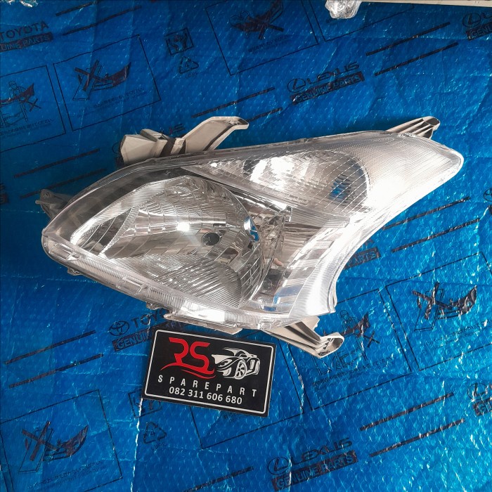 Headlamp Lampu Depan Avanza Xenia 2012 2013 2014 Sepasang Original (Bekas)