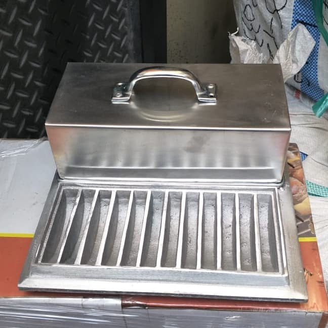 Loyang / Cetakan Kue Rangi /Pancong 24 Lubang