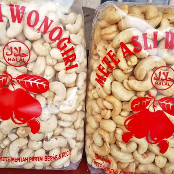 

JTTOP" KACANG MEDE/METE SUPER 1 KG MATANG DAN MENTAH