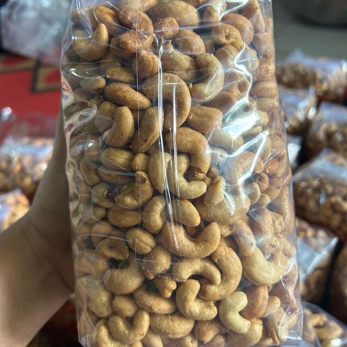 

JTTOP" KACANG METE GORENG GURIH BAWANG 1KG FOOD SNACKS MEDE KACANG-KACANGAN KACANG METEWONOGIRI