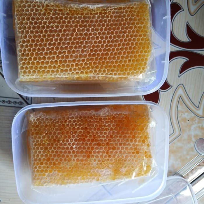 

Promo Terbatas Super Madu Sarang 500 Gram ( Madu Murni Original ) Aman