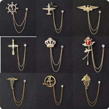 UM1 KIAMA - Lapel Emas Jas Pria Bross Rantai Gold Aksesoris Motif Mahkota Pesawat Singa PhotoShoot