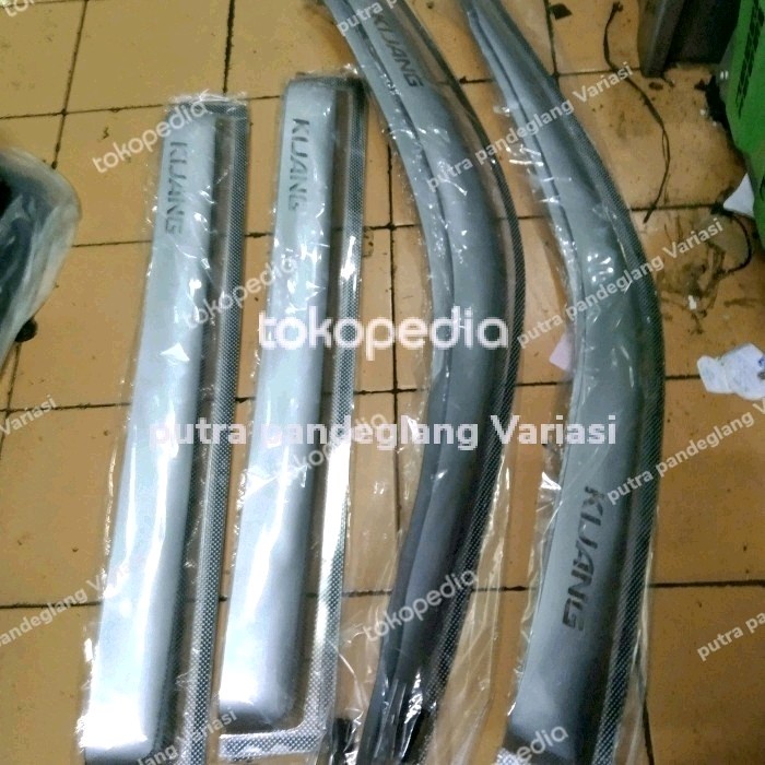 Talang Air Mobil Toyota Kijang Kapsul Lgx 97 Sampe 2004 Silver 4Pcs