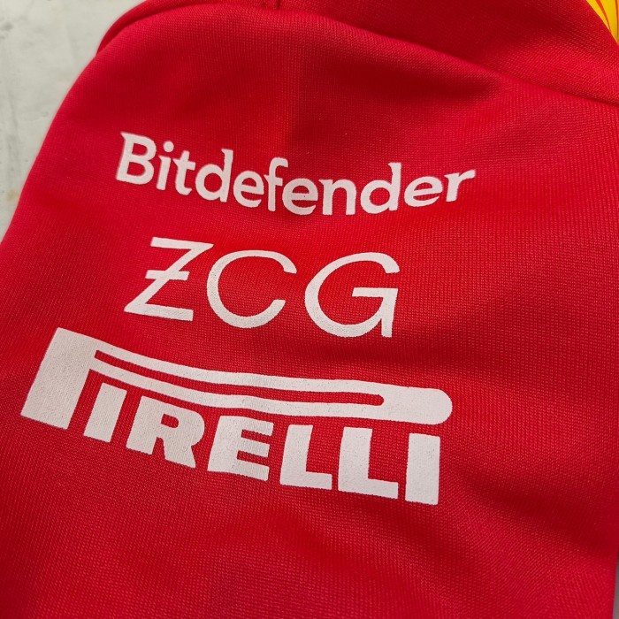 Training Jacket Ferrari 2024 Jaket Tracksuit Ferrari Grade Original Formula One 1 F1 Pria Wanita