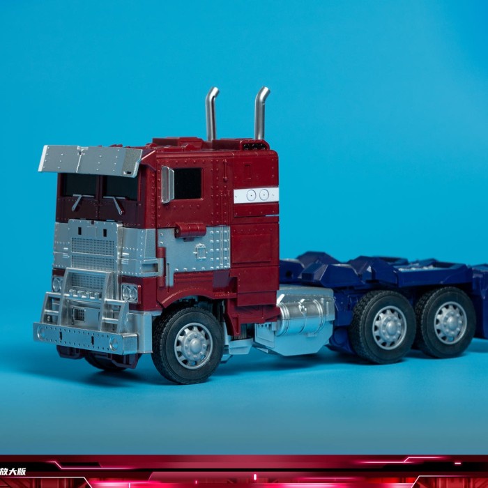 baiwei TW-1027D Titan Warrior Oversize mainan robot optimus tw1027