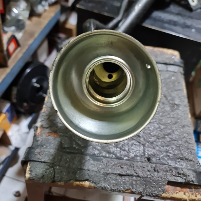 Corong Tangki Pengisian Bensin Nissan Livina Original Kode 037