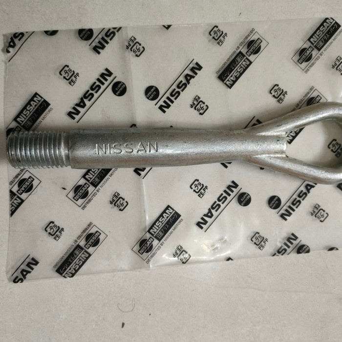 towing hook nissan grand livina original nissan