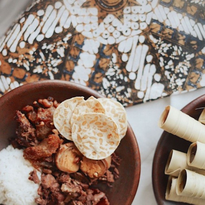 

Keripik Tempe Premium ARVA Truffle Non GMO no MSG Baked Istimewa