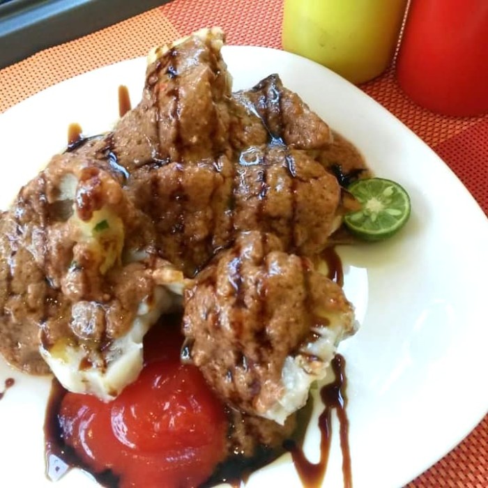 

Siomay Tenggiri 100% ASLI isi 50 pcs + Bumbu kacang ( premium)