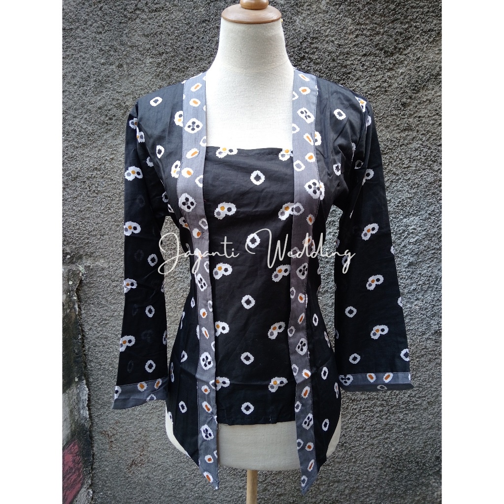 FLASH SALE KEBAYA JUMPUTAN / KEBAYA KUTUBARU JUMPUTAN / ATASAN KEBAYA JUMPUTAN / KEBAYA JUMPUTAN