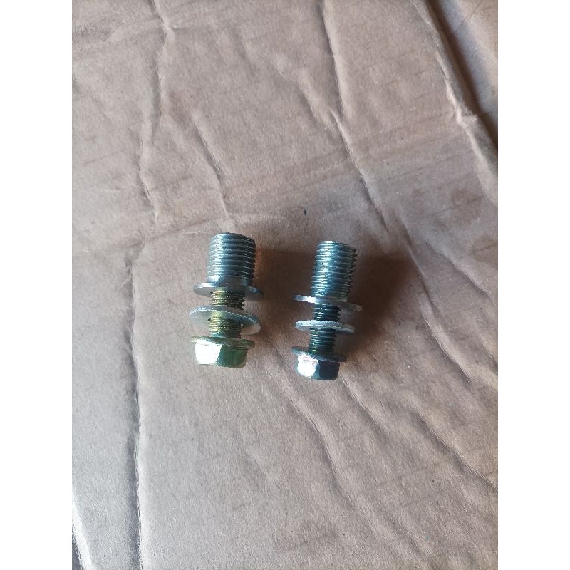 bos baut oli 2 ukuran (derat standar & pernah di perbesar)