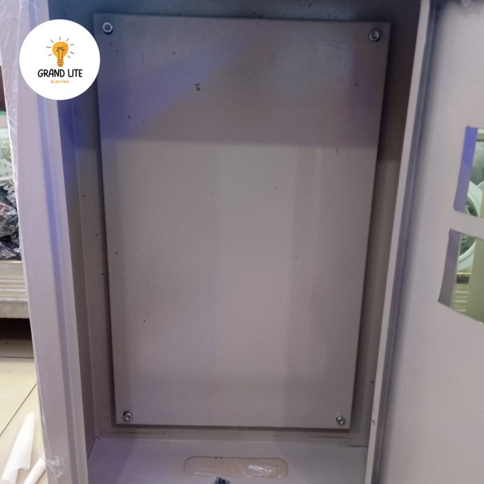 BOX PANEL 40X60 KOMPONEN LISTRIK DISTRIBUSI BOX PANEL 40x60 KOMPLIT