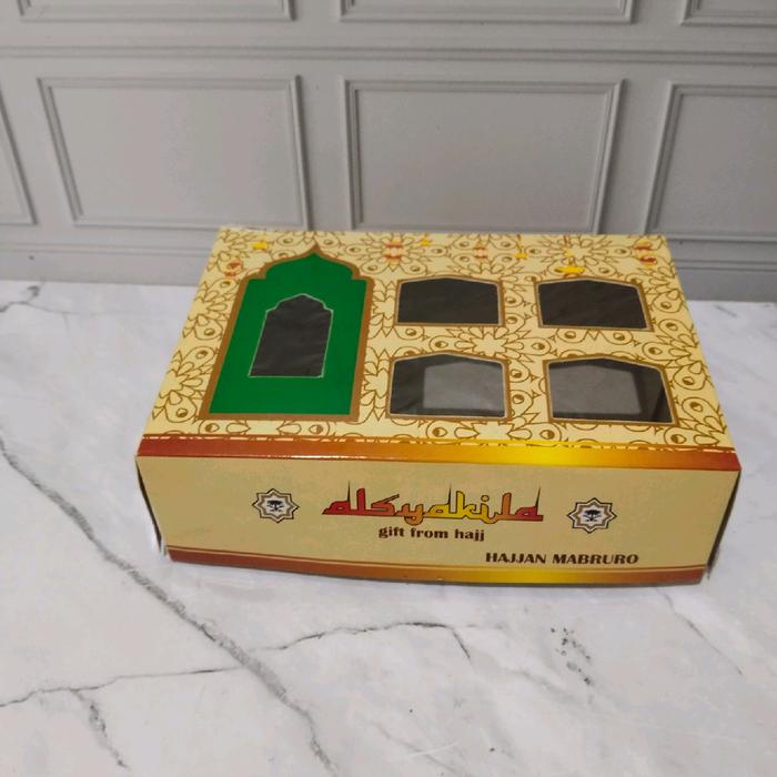 

party- Dus Kotak / Lipat Kemasan Oleh-Oleh Haji dan Umroh isi 50 pcs