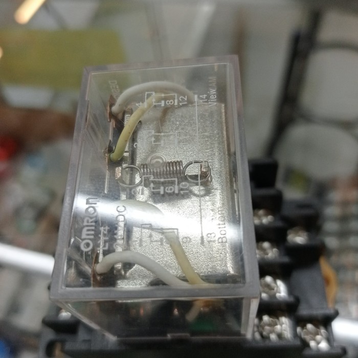 Relay Omron Ly4 48Vdc + Socket