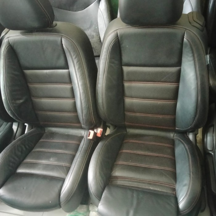 PREMIUM JOK DEPAN EKS MOBIL VW