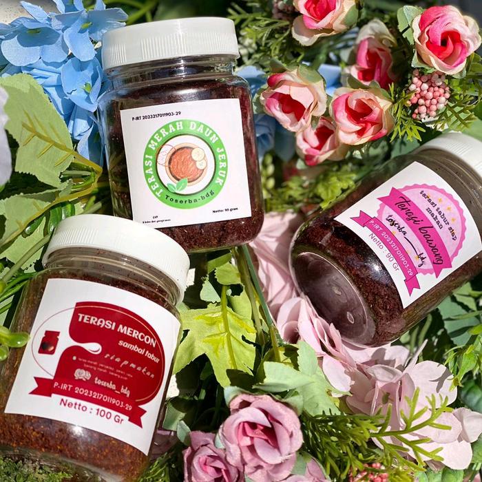 

Lezat- paket terasi berbumbu 3 botol Instan