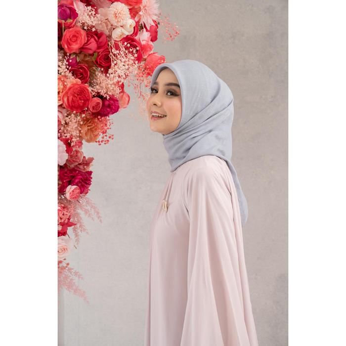 Klamby - Plain Scarf Monogram Chain