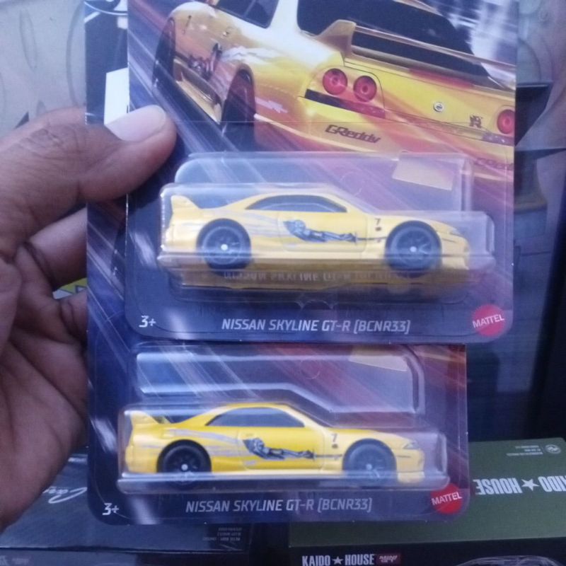 HOT WHEELS NISSAN SKYLINE GT-R R33