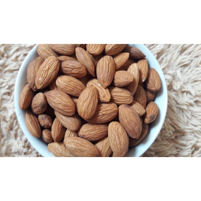 

[dch] - Natural Almond 1 Kg Whole RAW / Mentah kulit ari / kacang almon 1000gr