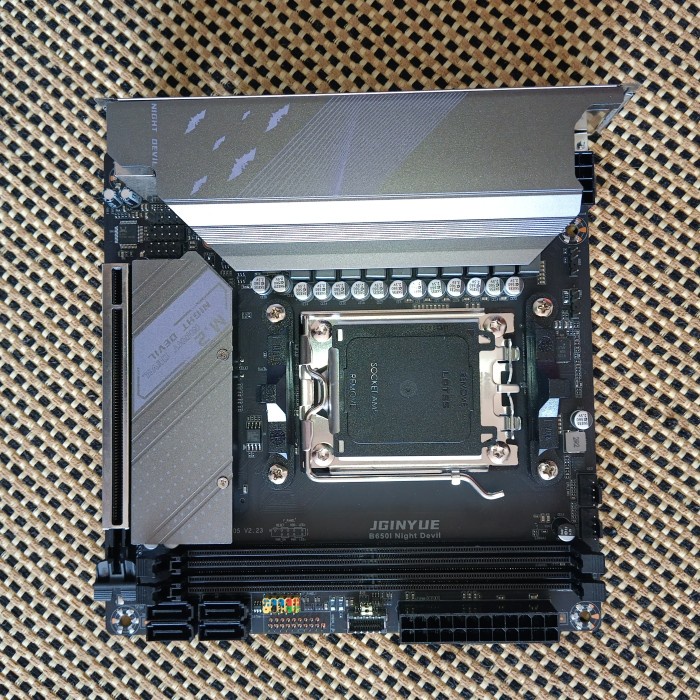 MOTHERBOARD B650I AM5 DDR5 ITX NIGHT DEVIL