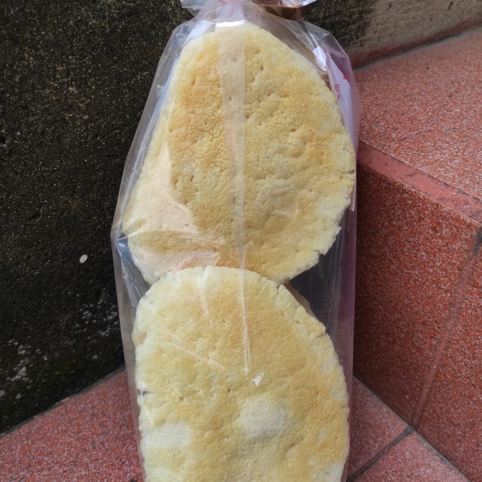 

Kemplang Panggang Badak Iwak Belido Isi 12