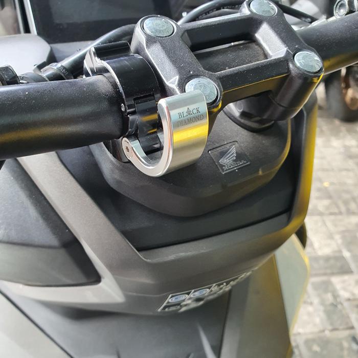 Hook Gantungan Barang Sepeda Motor Black Diamond Universal Pcx Adv Beat Street Setang Fatbar Promo